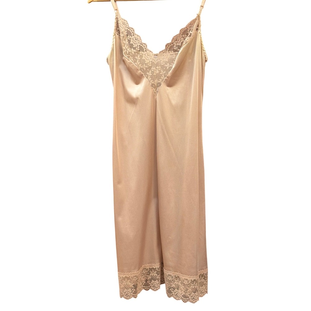 Vintage 90's Lily of France Full Slip Dress Coquette Romantic Minimalist 38